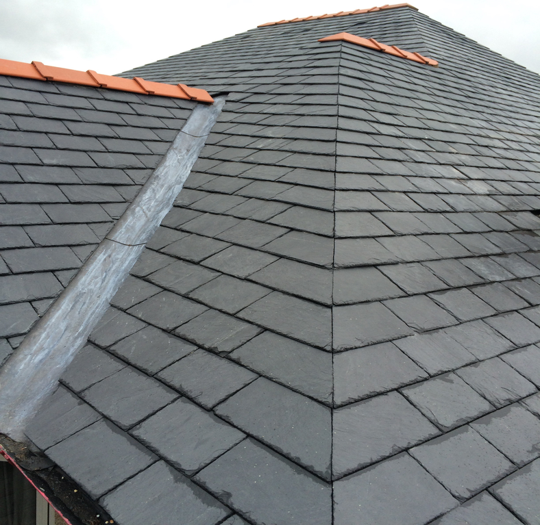 Réparation et rénovation de toiture en Seine-et-Marne 77 et dans tout le Val D'Oise