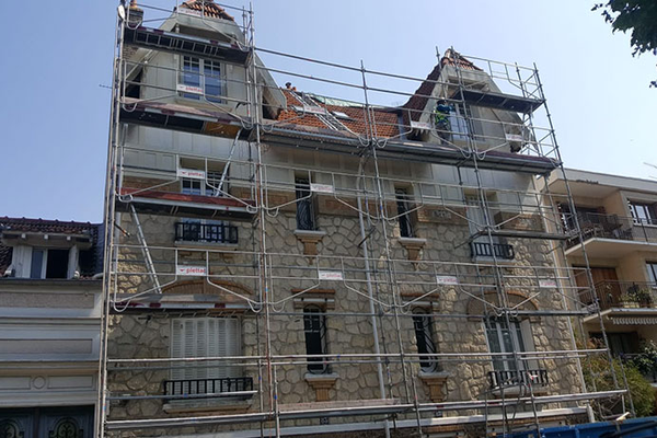 Travaux de ravalement de facade et peinture à Avon (77210) en Seine-et-Marne (77)